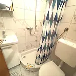 Seaview 2+2 *